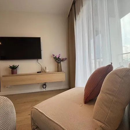 Sloneczny 21 *